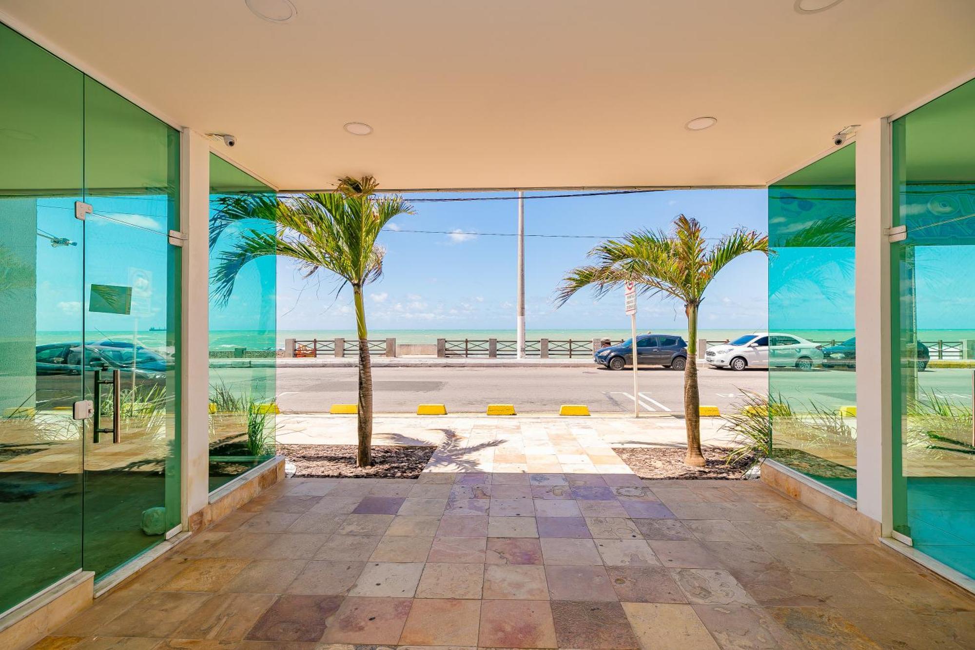 Yak Beach Hotel Натал Екстер'єр фото